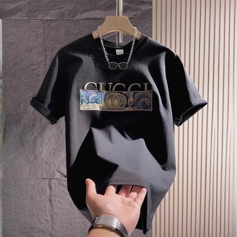 Gucci Black T-Shirt in Casual Streetwear Style Review: What the Warehouse QC Photo Set Could and Could Not Prove